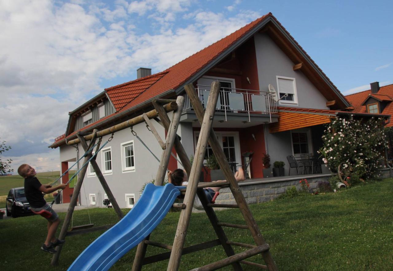 Ferienwohnung Leibl Oberviechtach Exterior photo